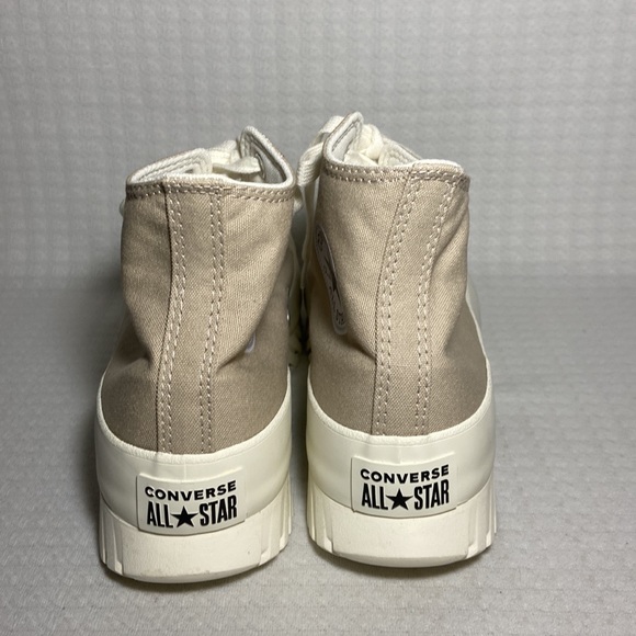 ⚓️Converse Chuck Taylor Canvas All Star Lugged 2.0 Platform Women’s 11 - Picture 5 of 8